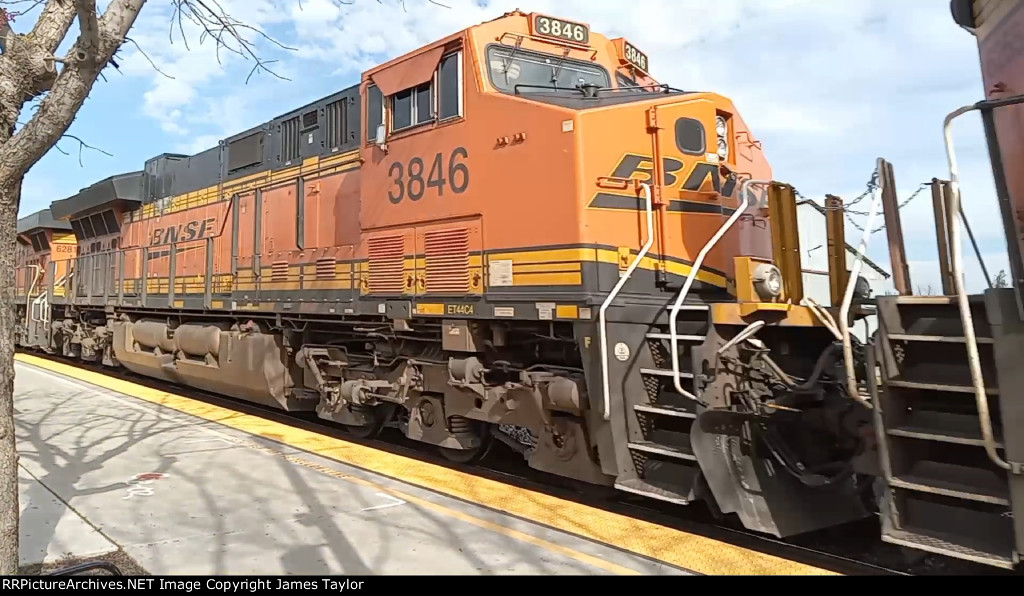 BNSF 3846